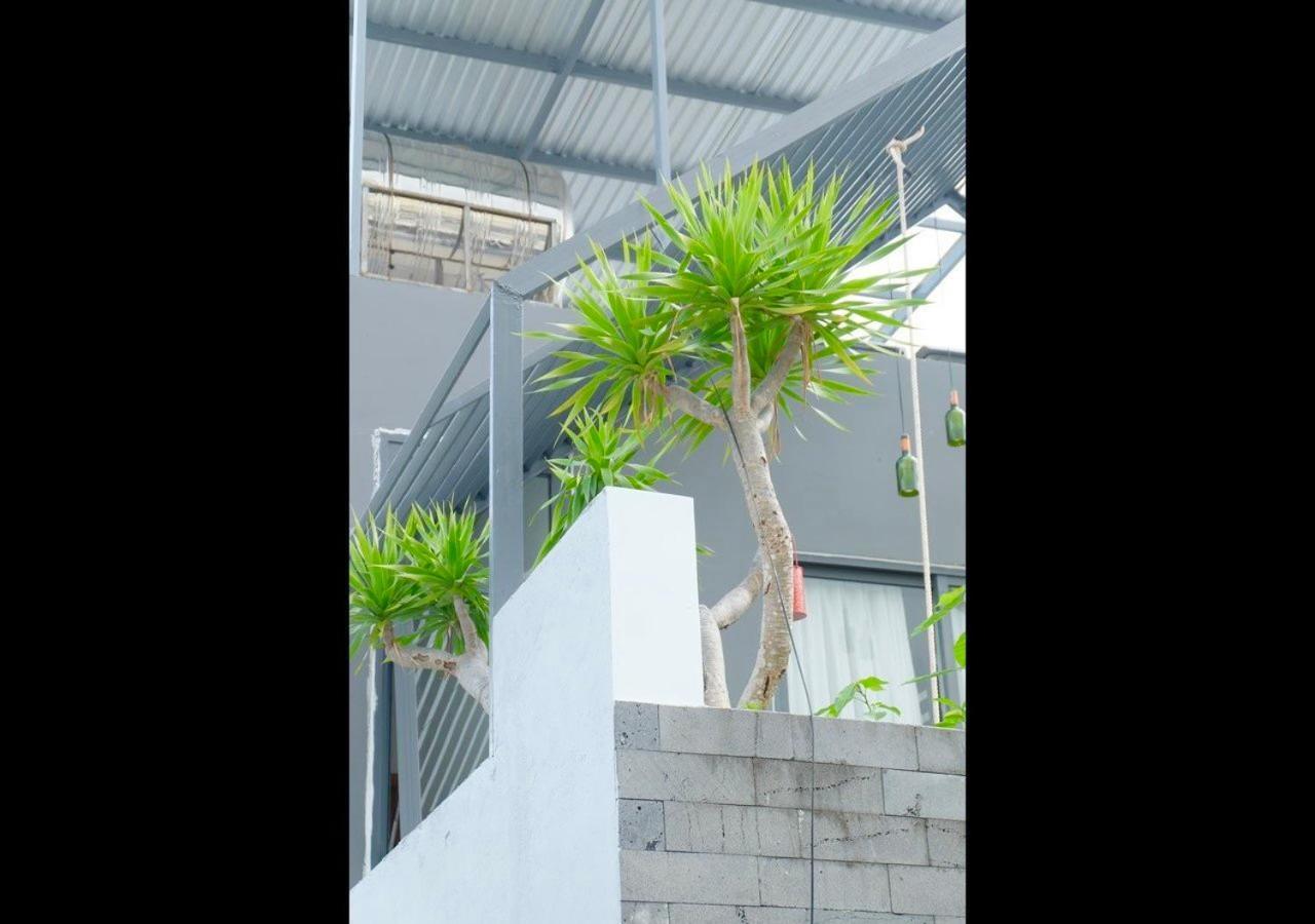 6 Bedroom House - Best Location - 5Mins My Khe Beach ダナン市 エクステリア 写真