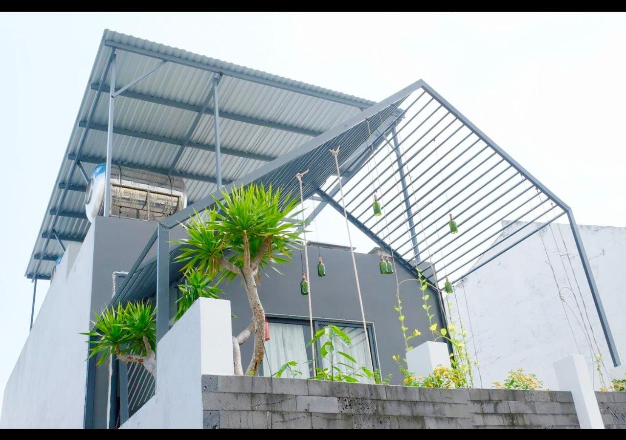 6 Bedroom House - Best Location - 5Mins My Khe Beach ダナン市 エクステリア 写真
