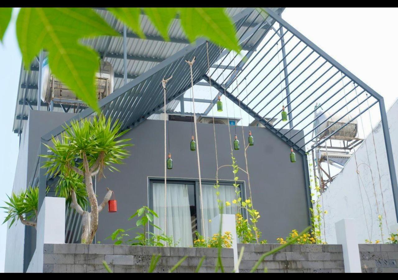 6 Bedroom House - Best Location - 5Mins My Khe Beach ダナン市 エクステリア 写真