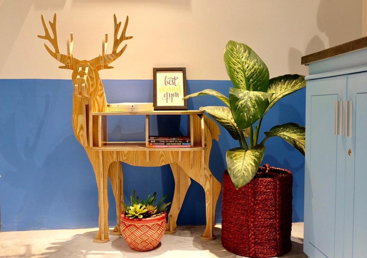 6 Bedroom House - Best Location - 5Mins My Khe Beach ダナン市 エクステリア 写真